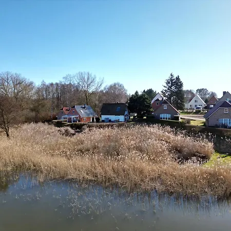 Seerose Holiday home Sternberg