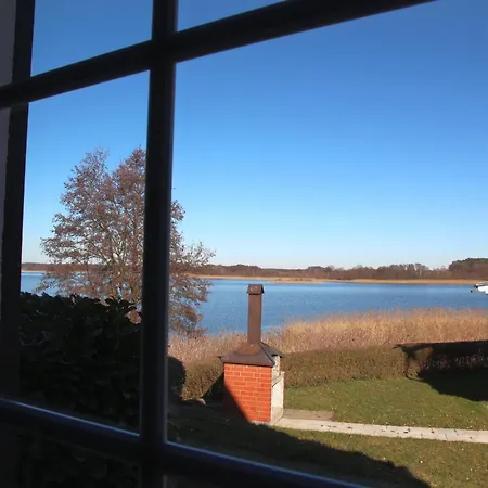 Holiday home Seerose Sternberg